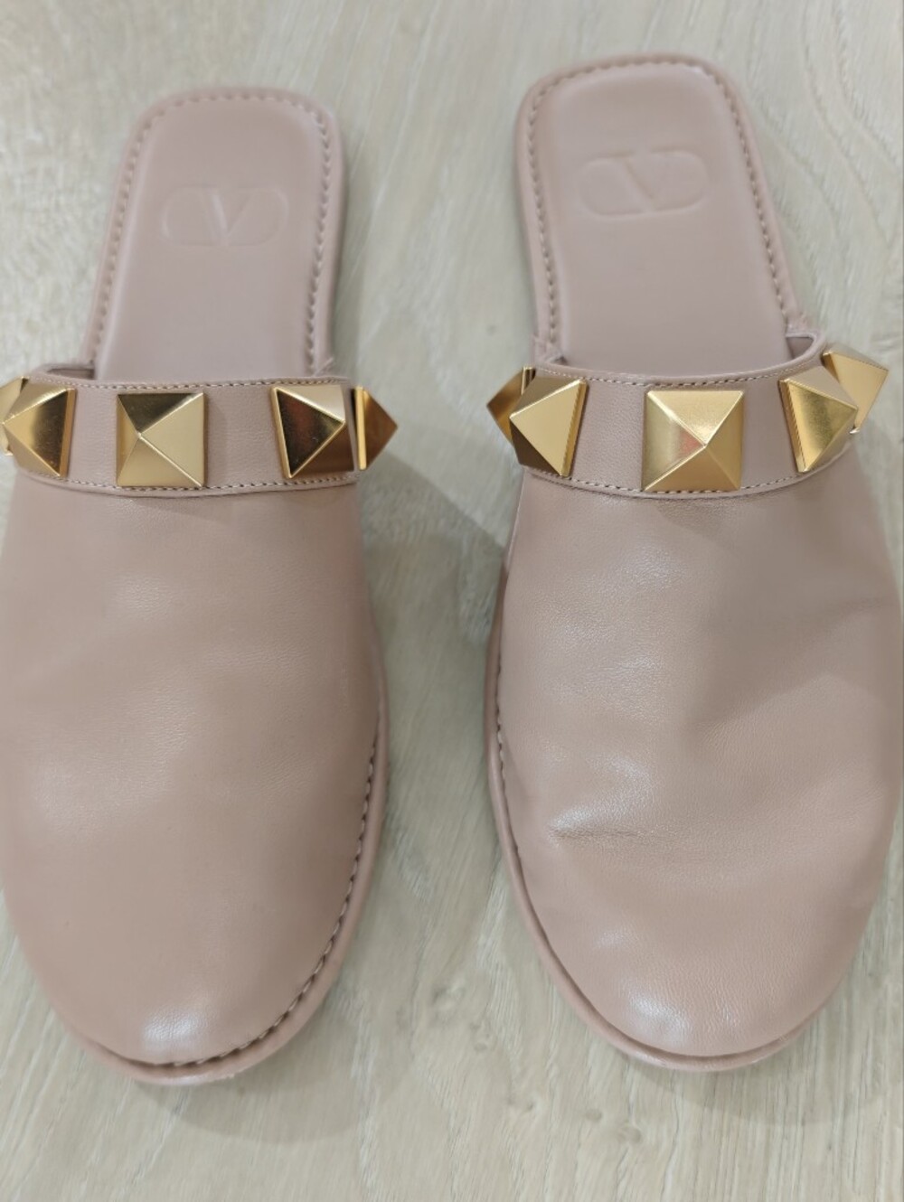 VALENTINO Flats || Size 38
